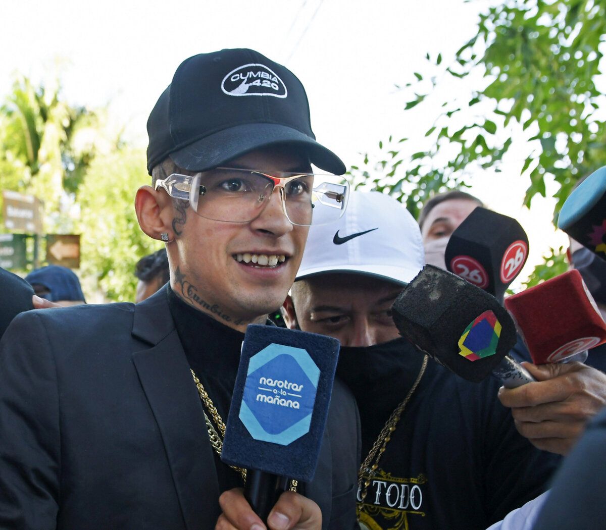 256099_1690997336.jpg