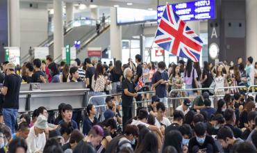 Crece el clima de tensión en Hong Kong y China insiste en culpar a Estados Unidos