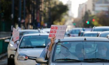 Multitudinaria marcha de médicos en Córdoba contra las amenazas e imputaciones