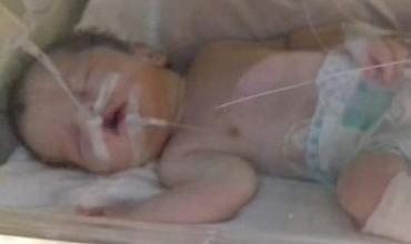 Está grave el niño que nació en una ambulancia cuando era trasladado a Capital