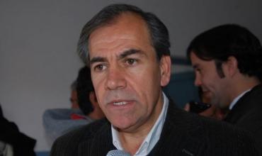 Minuzzi criticó "la falta de responsabilidad" de la intendenta Virginia López sobre la situación sanitaria de Arauco