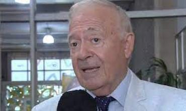 El doctor Pizzi consideró que no es momento de dejar el barbijo