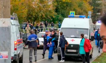 Al menos 13 muertos y decenas de heridos por un tiroteo en una escuela de Rusia