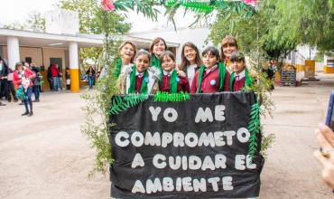 Por primera vez estudiantes de escuelas municipales realizaron la promesa para el cuidado del medio ambiente