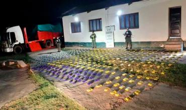 Salta: incautan más de 430 kilos de cocaína que eran transportados en un camión