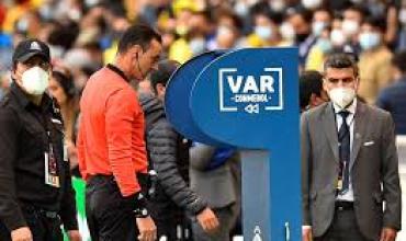 La FIFA implementará una importante modificación con respecto al VAR