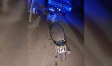 Un joven fue detenido por robar una moto