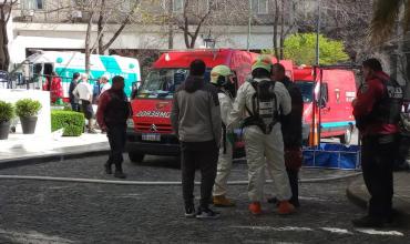 Escape de cloro y ácido en un hotel de Retiro: evacuaron la zona y hubo varias personas asistidas