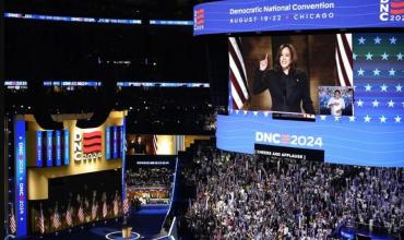 Kamala Harris brindó una entrevista a periodistas negros de Estados Unidos