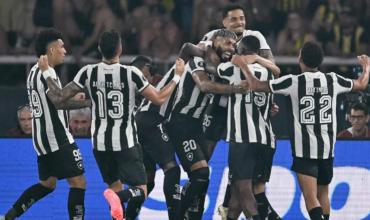 Libertadores: Botafogo no tuvo piedad ante Peñarol y puso un pie en la final de Buenos Aires