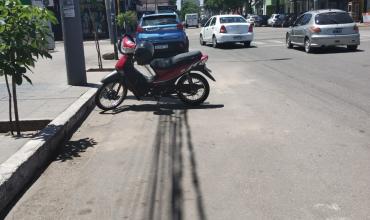 Capital: Un motociclista atropelló a una mujer que cruzaba la calle