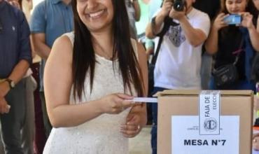 Elecciones UNLAR: Con el 80% de las mesas escrutadas, Natalia Albarez Gómez saca una ventaja superior a los 20 puntos 