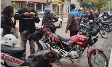 Municipalidad intensifica controles de tránsito y exige seguro obligatorio a motociclistas en La Rioja