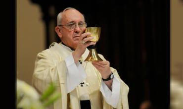 "Apostolican Sedes Vacans": no aparece la imagen del papa Francisco en las redes sociales del Vaticano
