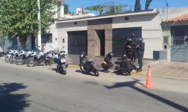 En control de tránsito, demoran a hombre por portar un arma de fuego