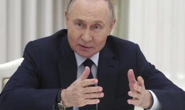 Putin rechaza posible alto el fuego con Ucrania y una cumbre con Zelenski por 'atentados terroristas' en puentes