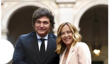 Milei y Meloni presidieron la firma de un acuerdo entre YPF y ENI para exportar gas de Vaca Muerta