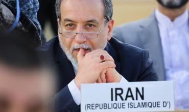 Irán condiciona el diálogo nuclear con EE.UU. al cese de ataques militares