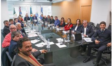 El Gobierno no hizo una contrapropuesta a las provincias y avanza el proyecto de los gobernadores para recuperar fondos