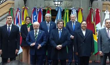 Javier Milei pidió mayor apertura comercial al Mercosur y advirtió: “Lo haremos acompañados o solos”