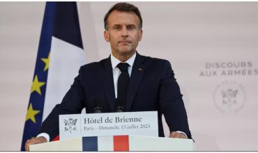Macron anunció un significativo aumento en el presupuesto de Defensa francés ante la amenaza rusa: “Estamos viviendo un momento crucial”