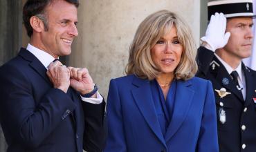 La esposa de Emmanuel Macron apela contra las mujeres que difundieron la noticia falsa de que es transgénero