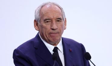 Francia lanza un ajuste histórico para contener su deuda pública