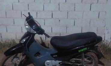 Secuestran una moto con pedido vigente en el barrio Francisco I