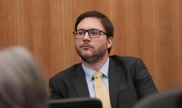 Agost Carreño dice que las declaraciones de Davis sobre $Libra “comprometen al Gobierno de Javier Milei”