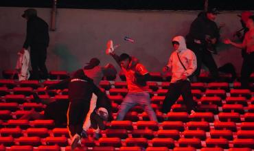 Por qué ordenaron liberar a 104 chilenos que estaban detenidos tras los incidentes en Avellaneda