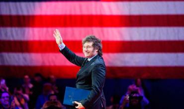 Javier Milei llega hoy a Estados Unidos en una visita relámpago a Los Ángeles para reunirse con inversionistas