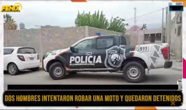 Dos hombres intentaron robar una motocicleta frente a un jardín de infantes y fueron demorados