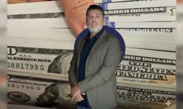 El "Señor Tabaco" cruzó a Sturzenegger mientras dilata el pago a ARCA de USD 1.400 millones