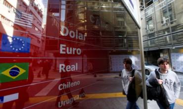 Dólar: La divisa abrió estable en la última rueda antes de las elecciones bonaerenses