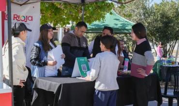 La Municipalidad llevo sus servicios al barrio Municipal