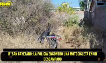 Encuentran moto robada abandonada en el barrio San Cayetano