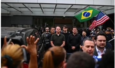 Internaron de urgencia a Jair Bolsonaro tras descompensarse en su casa