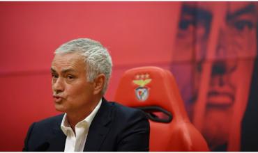 José Mourinho firmó con Benfica y volverá a ser DT de ese club tras 25 años: “No estoy aquí para celebrar mi carrera”