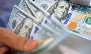 El dólar oficial ya opera en el Banco Nación por primera vez en $1.515