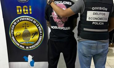 Detienen a un joven en La Rioja durante allanamiento por presunta estafa