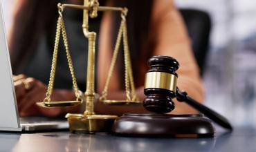 La Rioja: Inició el juicio contra un hombre imputado por abuso sexual continuado a una niña con la que convivía