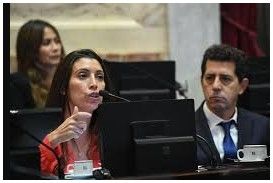 Sorpresivo voto de Florencia López en el senado. Firmó en disidencia el dictamen para reformar la ley de DNU