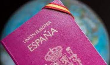 ¿Afecta el conflicto de Javier Milei con Pedro Sánchez a los trámites para la ciudadanía española?